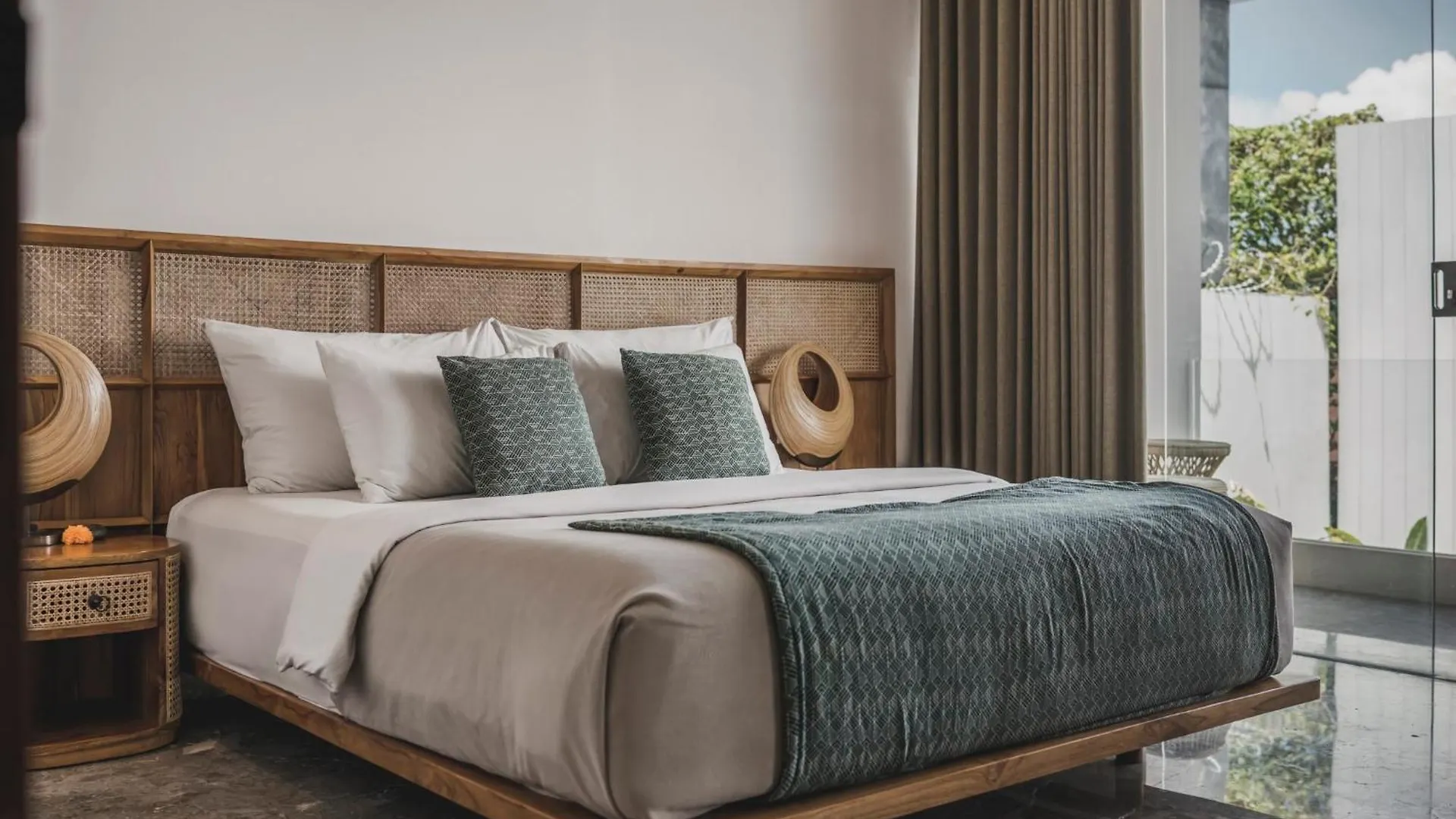 Eight Palms Villa Seminyak By Ini Vie Hospitality