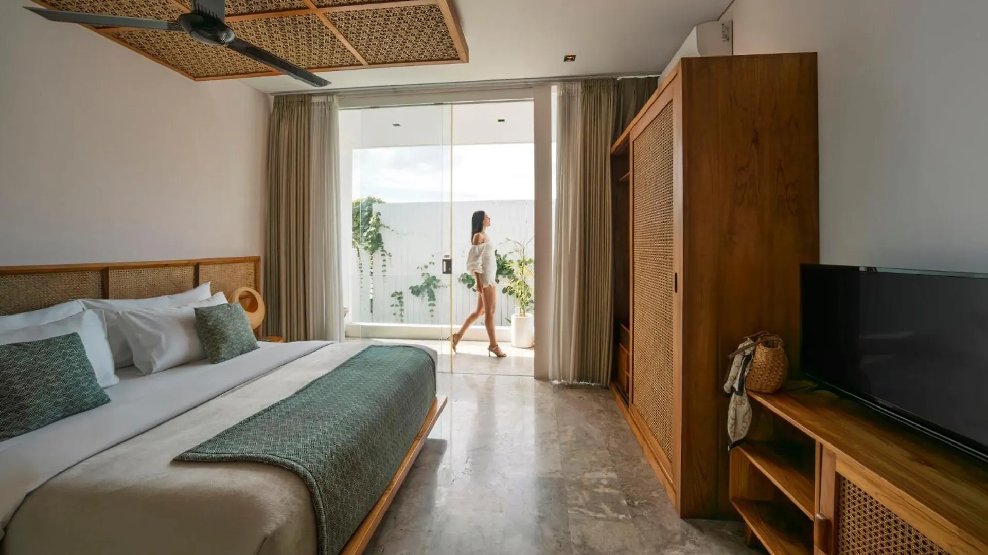 Eight Palms Villa Seminyak By Ini Vie Hospitality 세미냑